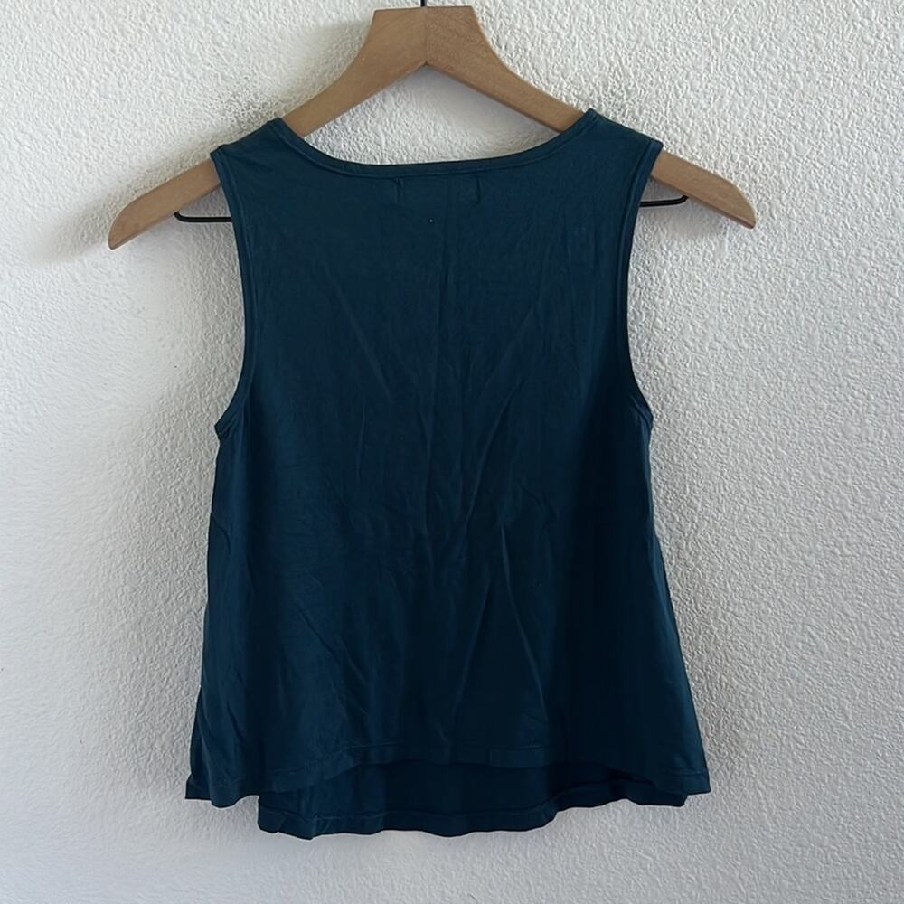 Ava Sky Fighting Eel Stretch Teal Tank Top Blouse Shirt Hawaii Aloha XS - Picture 2 of 4